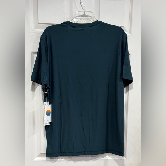 Vuori Men's Small Strato Tech Tee Deep Sea Teal NWT T-Shirt Performance Jersey - Picture 3 of 10